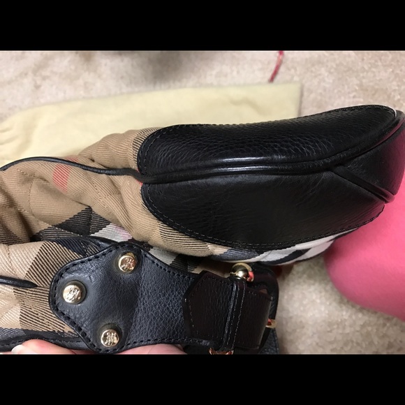💯 Authentic Burberry Nova House check Hobo - Picture 7 of 8